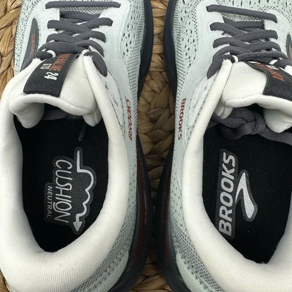 BROOKS Adrenaline GTS 24 Running Shoes Mercury Ebony Copper Size 8 Women's - Picture 8 of 9